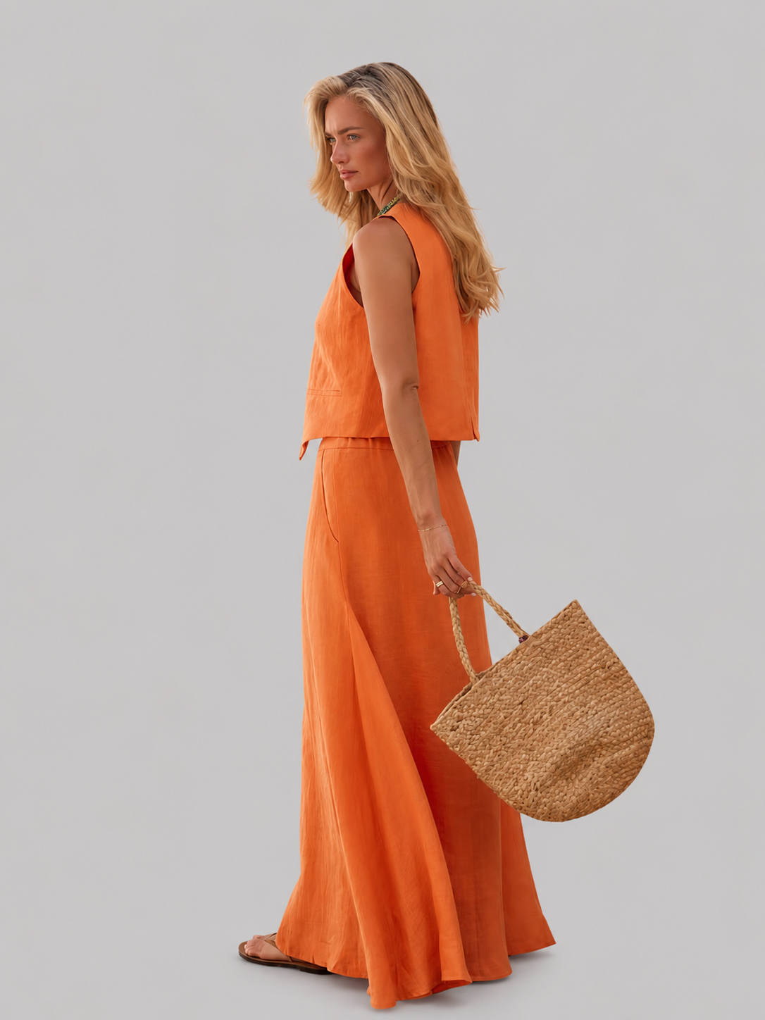 The Valencia Linen Set