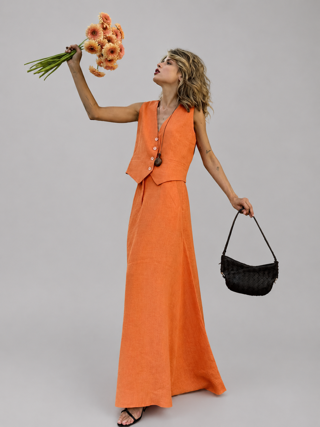 The Valencia Linen Set